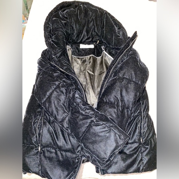 Black Velour jacket with hood - Picture 1 of 2